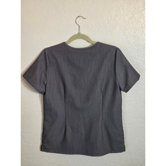 FIGS Women's Casma Three Pocket Scrub Top‎ Size Small Graphite Grey Healthcare - Picture 4 of 7